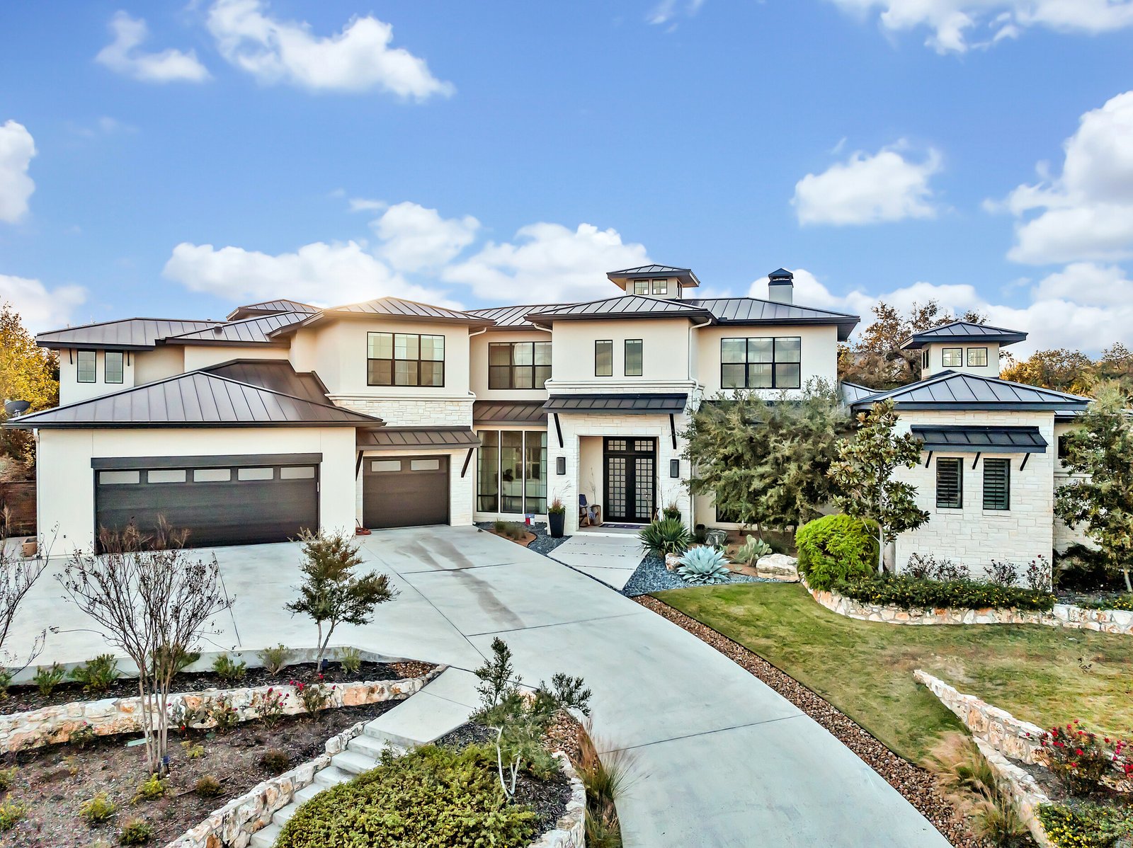 Build Your Dream Home in Royal Oaks Estates with Evolutionary Homes