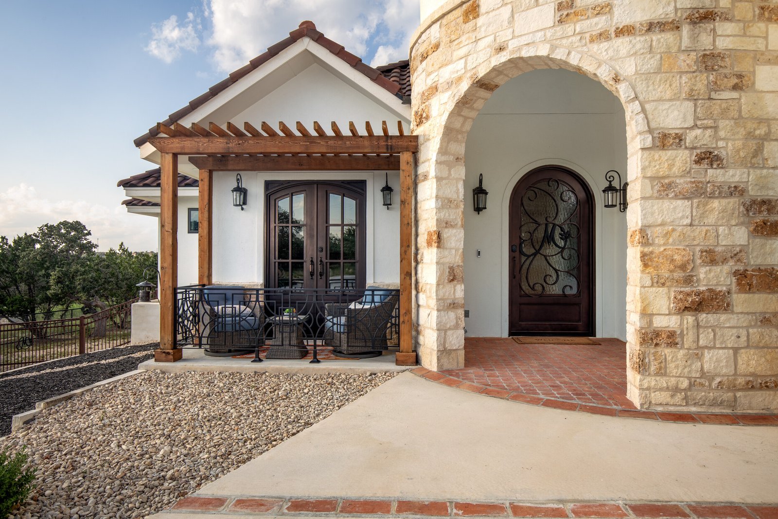 Evolutionary Homes: Redefining Luxurious Mansions in San Antonio
